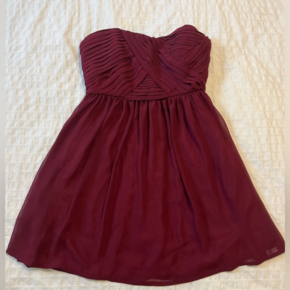 FOREVER 21 Red Strapless Dress - Picture 3 of 8